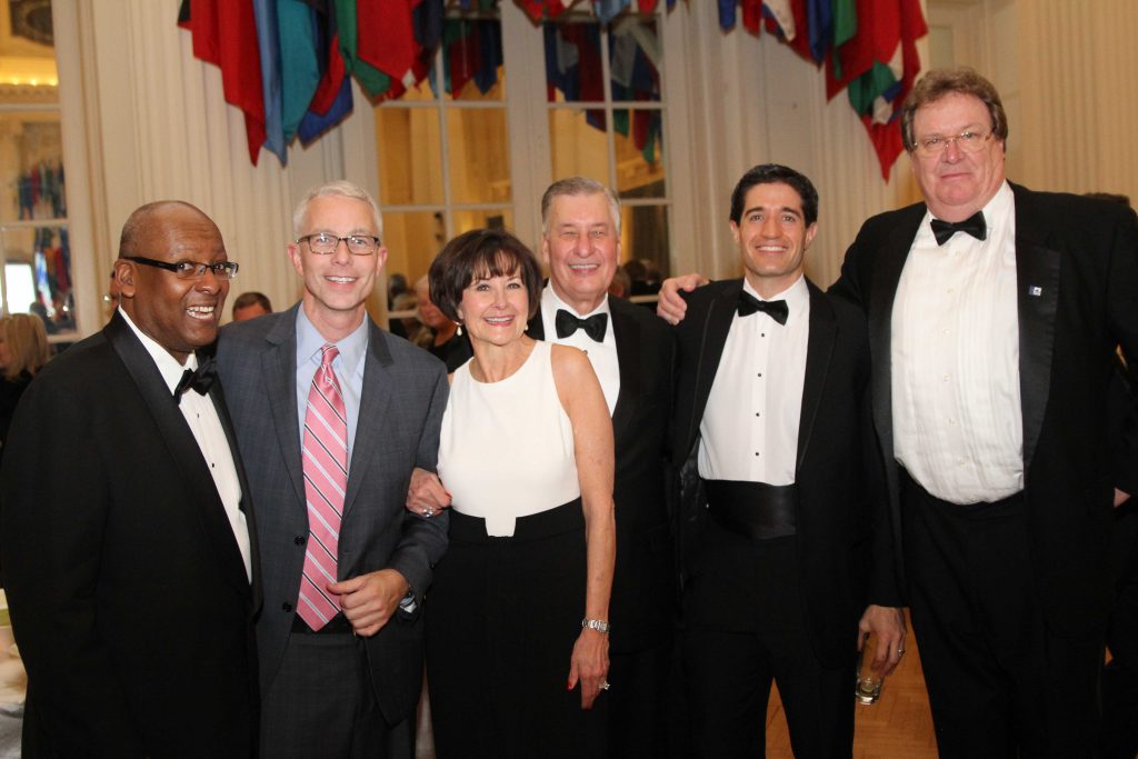 Global Leaders Circle Members with other Guests at 2017 Inaugural Gala