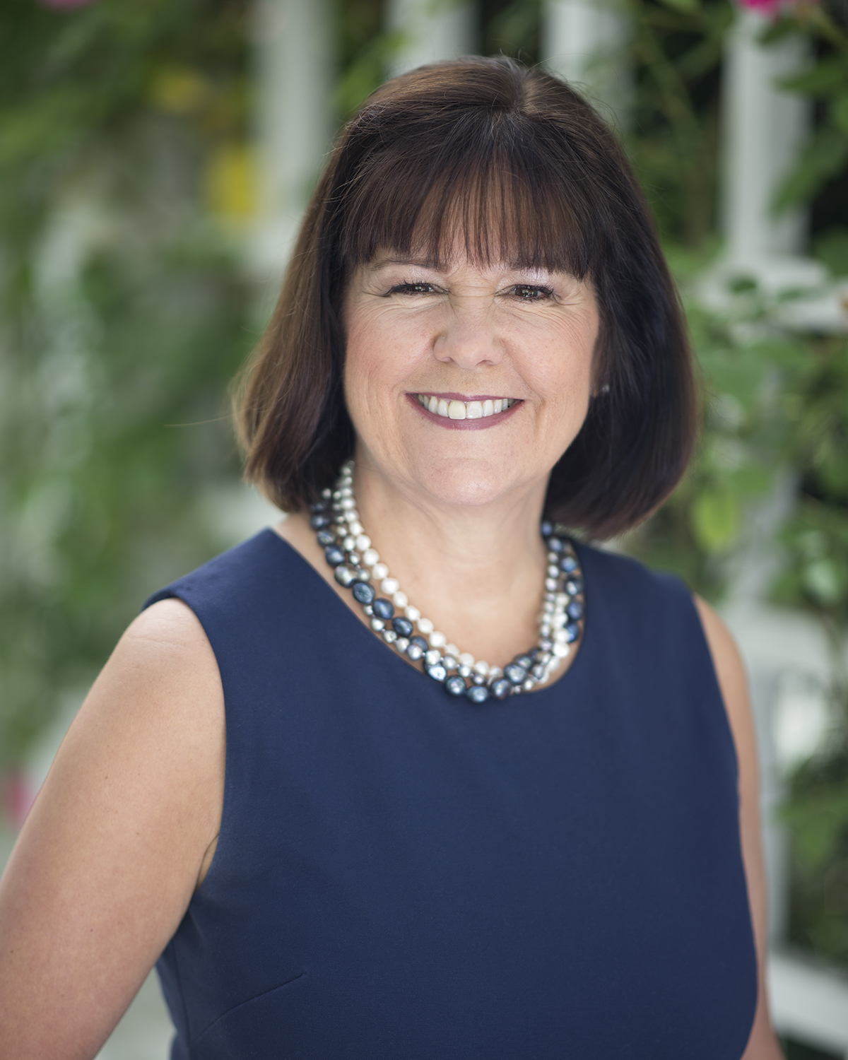 Official Portrait of the Second Lady of the United States, Mrs. Karen Pence. (Official White House Photo by Allaina Parton)